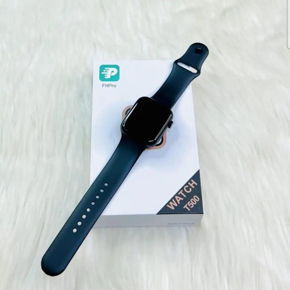 Smartwatch T500 Bluetooth – 2.5D Glass Display with Silicone Strap