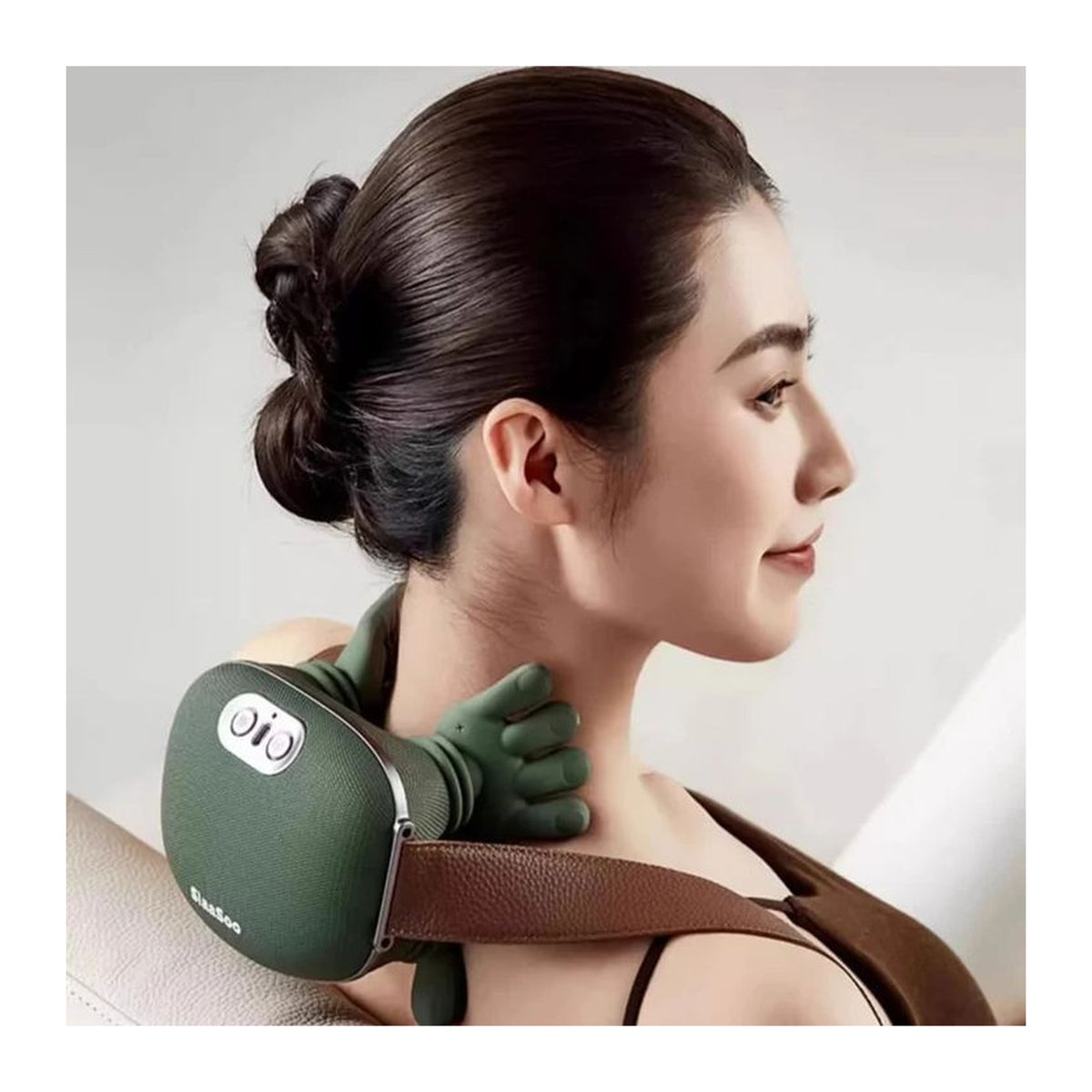 4D Neck & Shoulder Massager - Deep Kneading, Hands-Free & Rechargeable